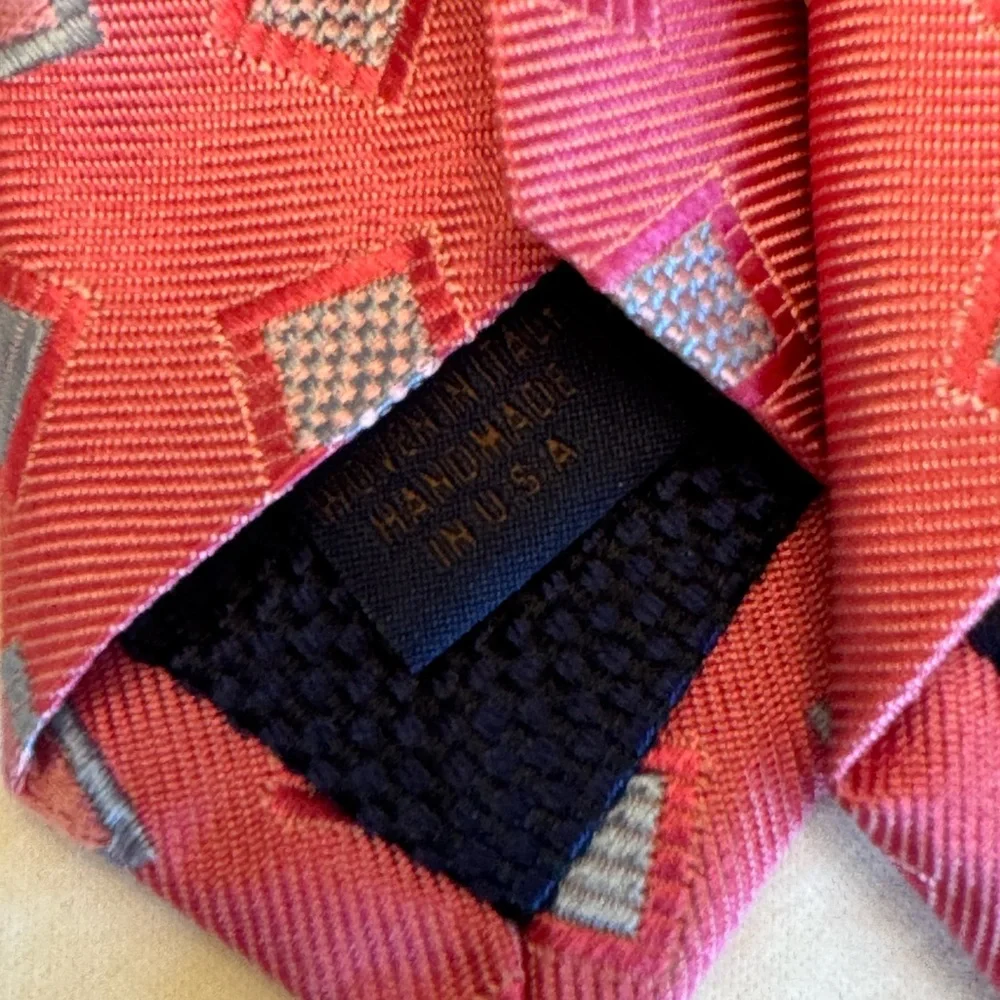 David Donahue pink geometric